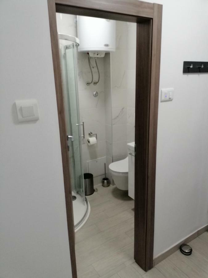 Studio Apartment Mila Pula Bagian luar foto